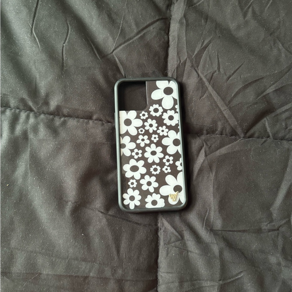 Black and white flower WF iPhone case